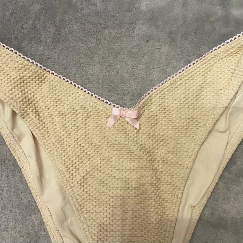 New! Frankie’s Bikinis Enzo thermal bikini bottom 10744